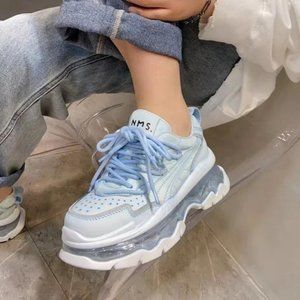 New thick-soled air-cushion heightening sports shoes